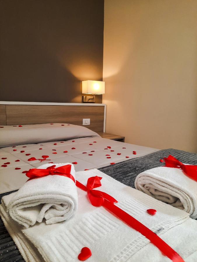 Costa Apartment Napoli Bagian luar foto