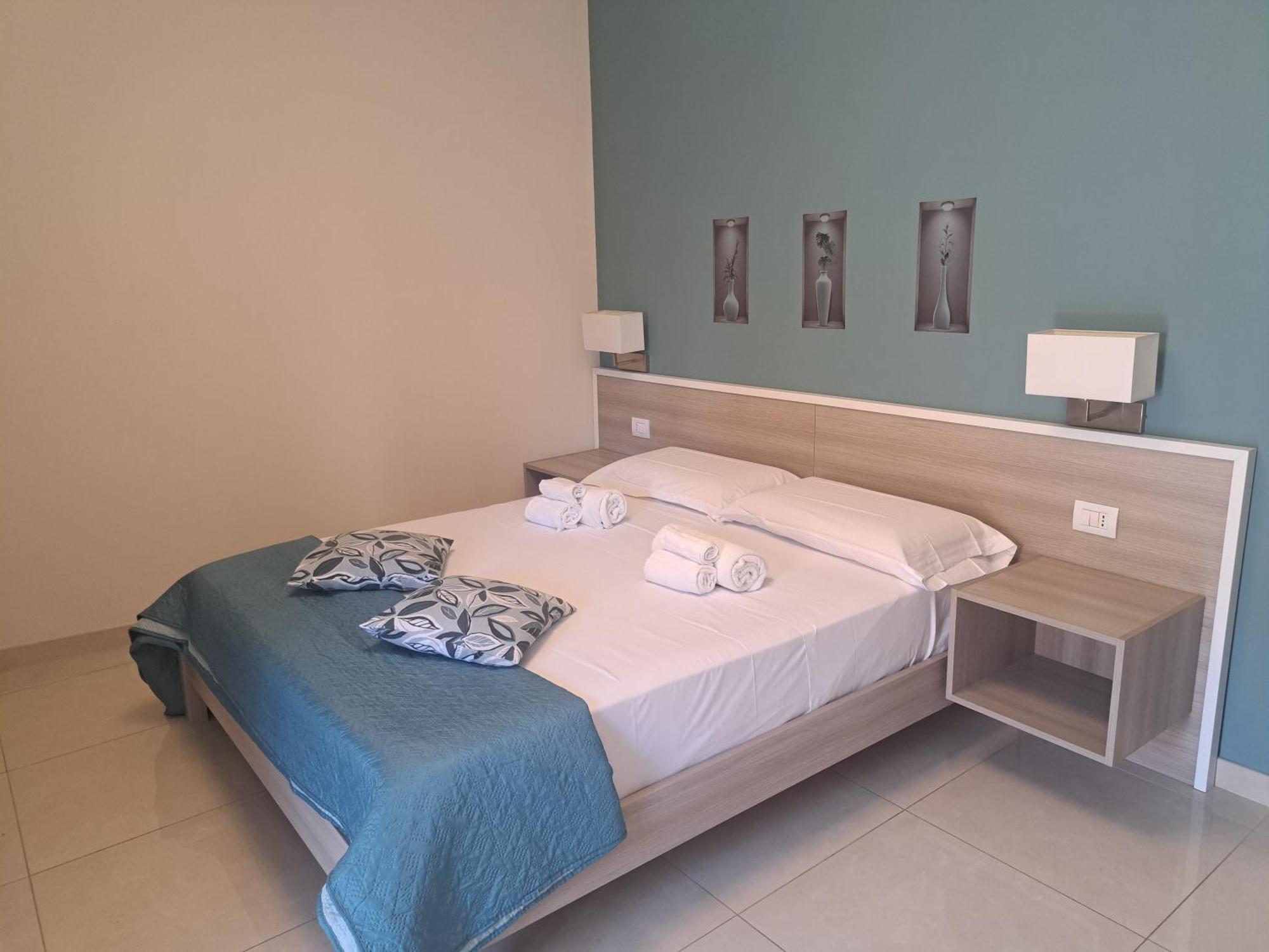 Costa Apartment Napoli Bagian luar foto