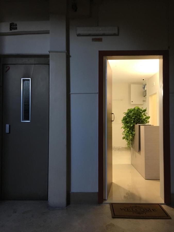 Costa Apartment Napoli Bagian luar foto