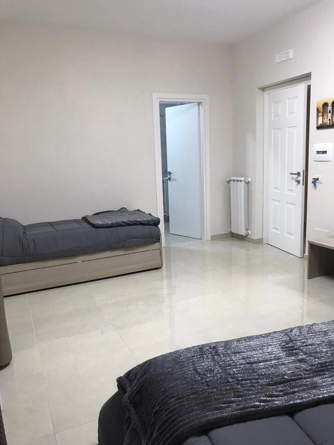 Costa Apartment Napoli Bagian luar foto