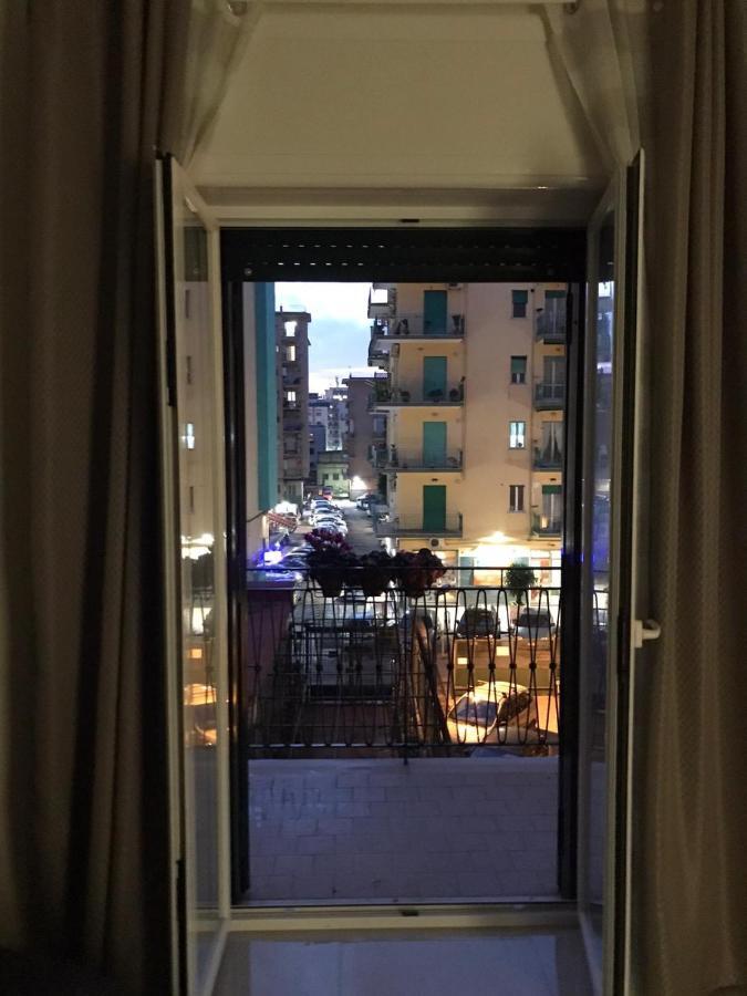 Costa Apartment Napoli Bagian luar foto